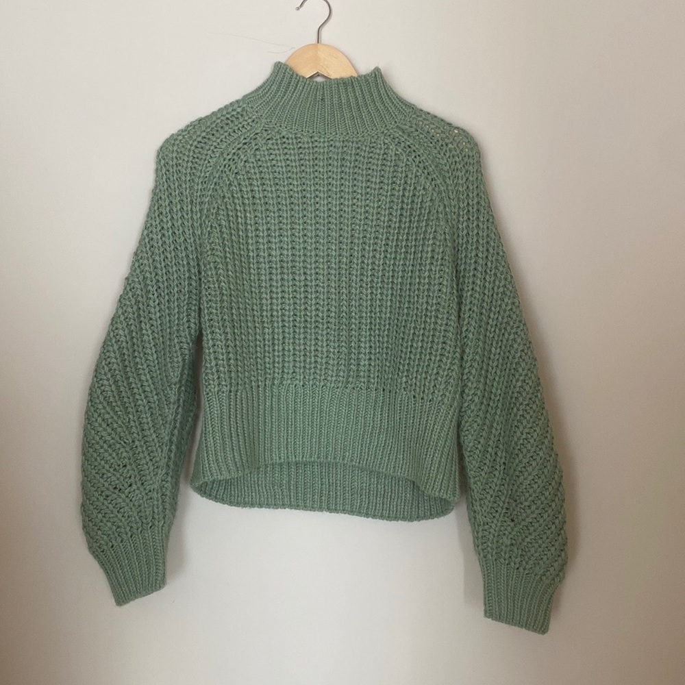 Cozy Green Sweater H&M Size Small